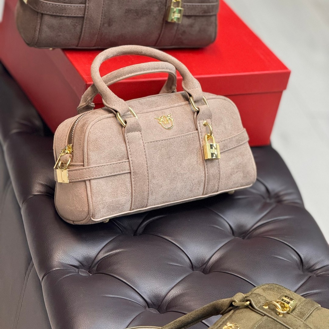 сумка замшевая miu miu aventure,сумка женская замшевая miu miu,сумка женская miu miu замша,сумка,сумка женская