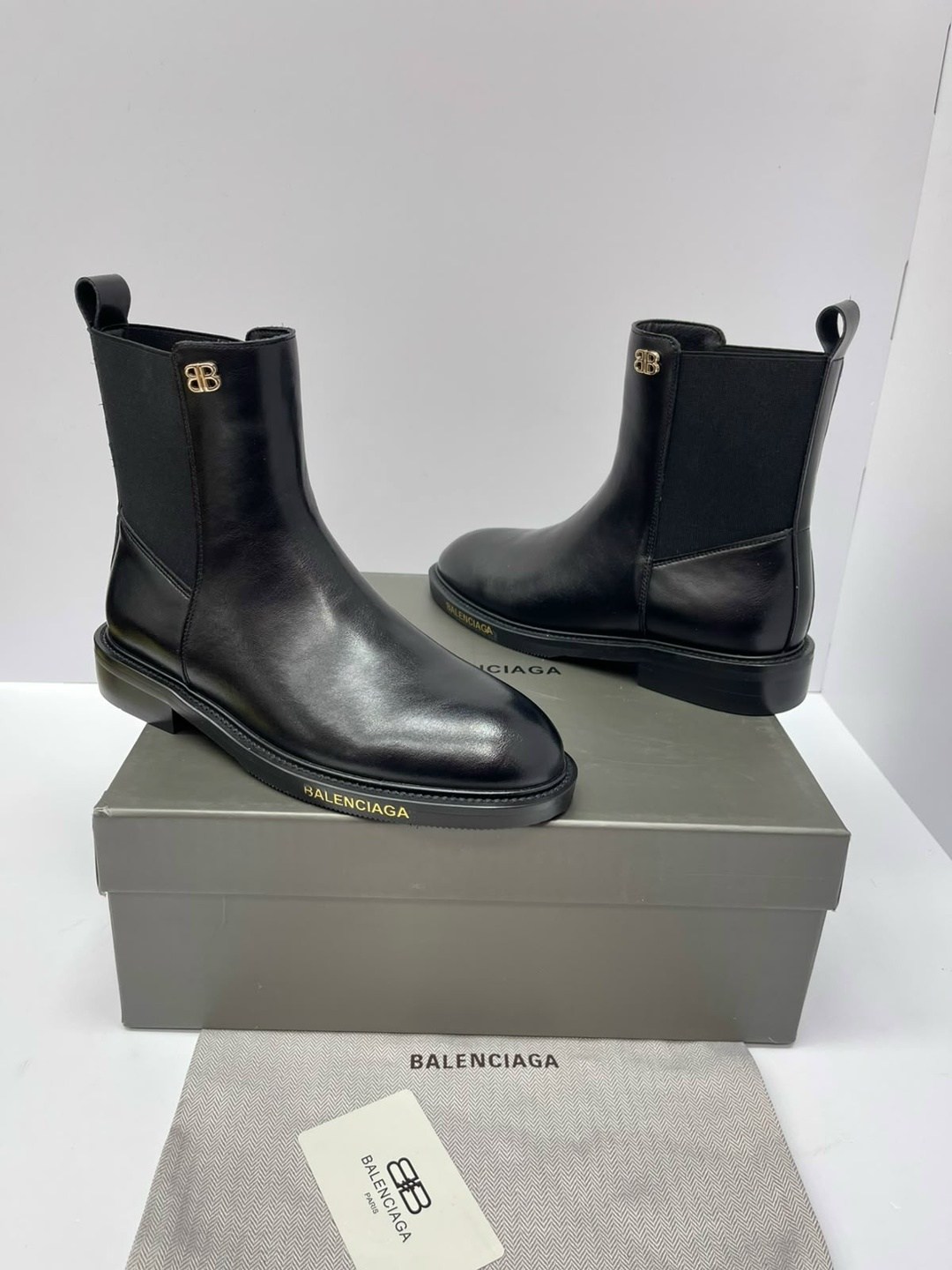 ботинки balenciaga,ботинки баленсиага,,женские ботинки,брендовая