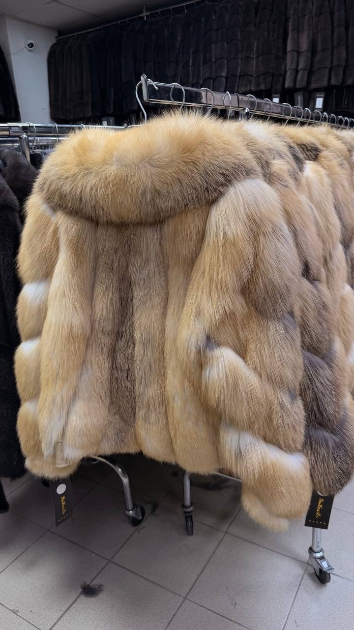 шуба из лисы,шуба из меха лисы,шуба лиса,полушубок из лисы,полушубок из рыжей лисы