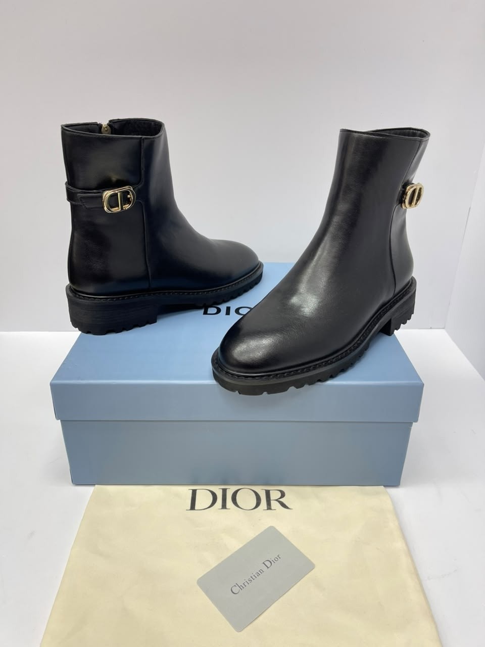 ботинки dior,женские ботинки christian dior,,ботинки диор,кожаные женские ботинки