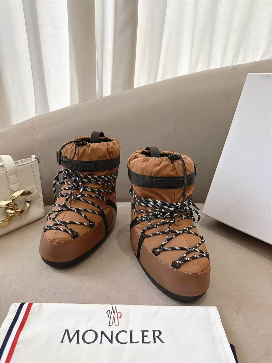 ,луноходы женские,луноходы  женская,луноходы ботинки,луноходы moon boot