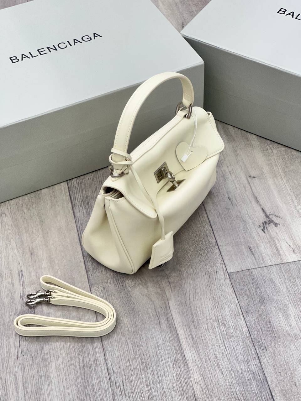 сумка,сумки женская,сумка женская balenciaga,сумки для женщин,стильная сумка