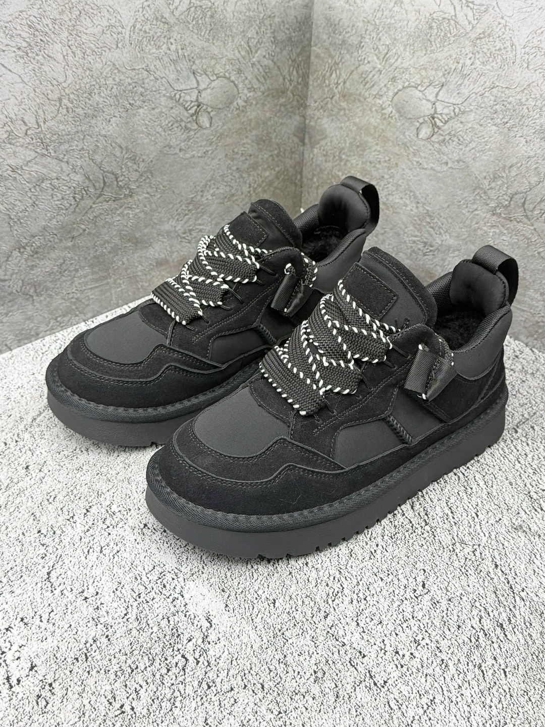 ,кеды зимние ugg lowmel trainer premiumshoes цвет черный,ugg lowmel sneaker кроссовки женские зимние,женская ,кроссовки натуральные
