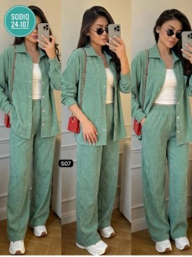 Костюм