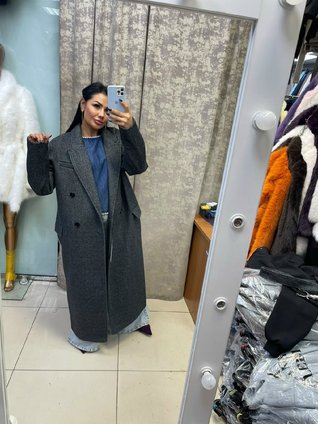стильное пальто,серое пальто,пальто женские,пальто женское демисезонное,пальто женское двубортное светло-серое 125 см