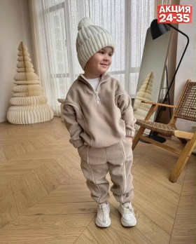 Костюм