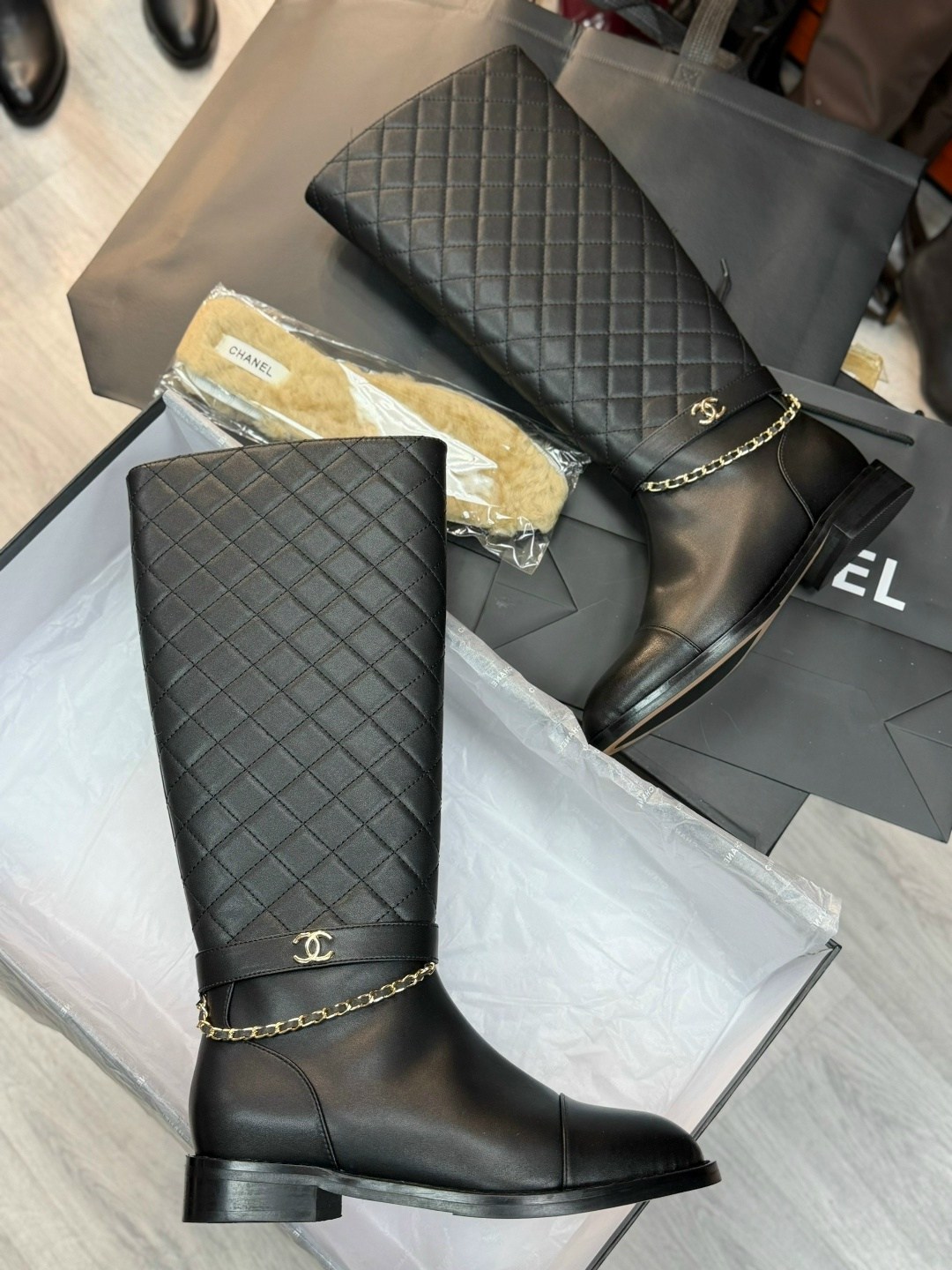 сапоги chanel,,сапоги модные,сапоги шанель,женские сапоги