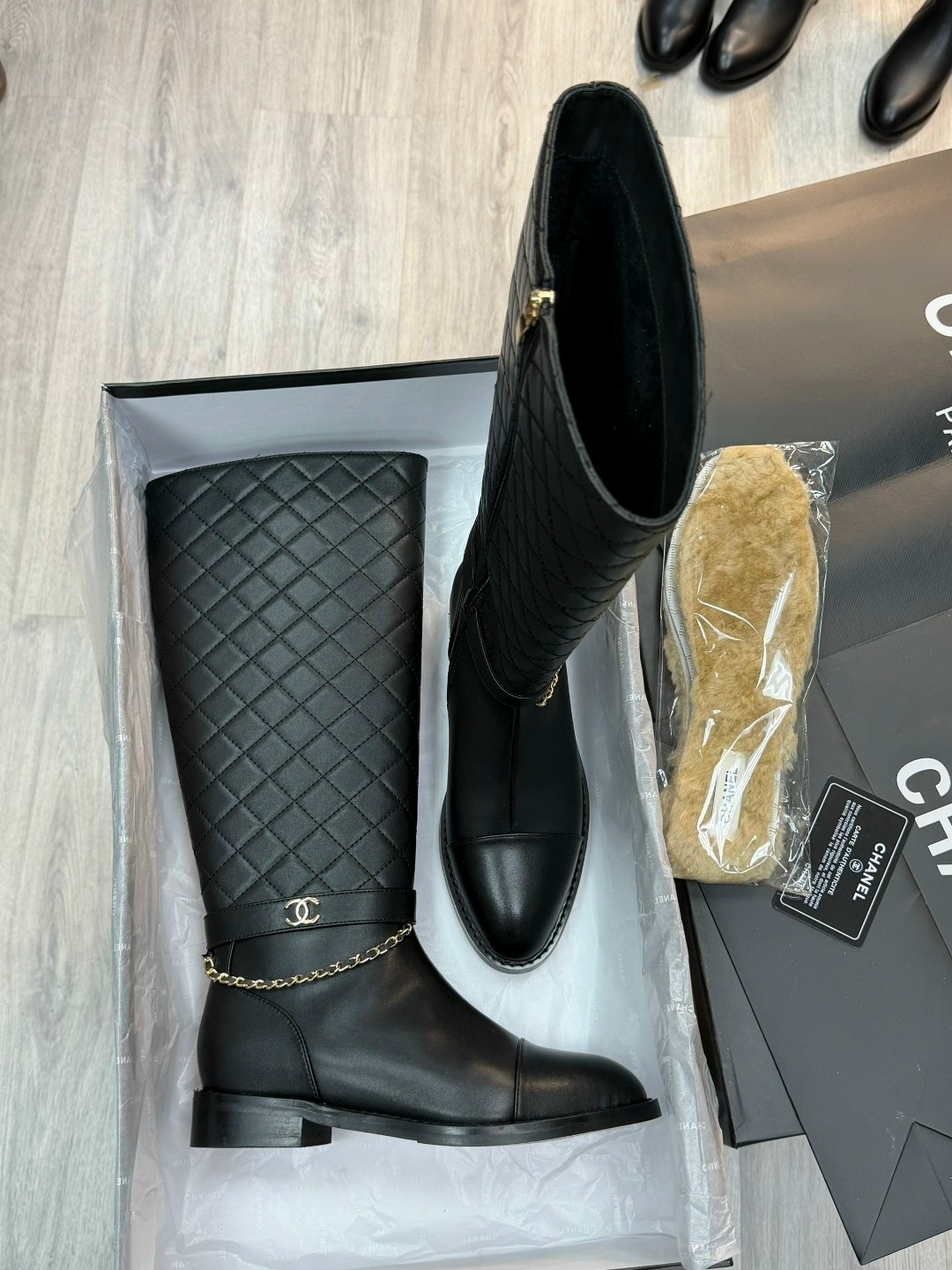 сапоги chanel,,сапоги модные,сапоги шанель,женские сапоги