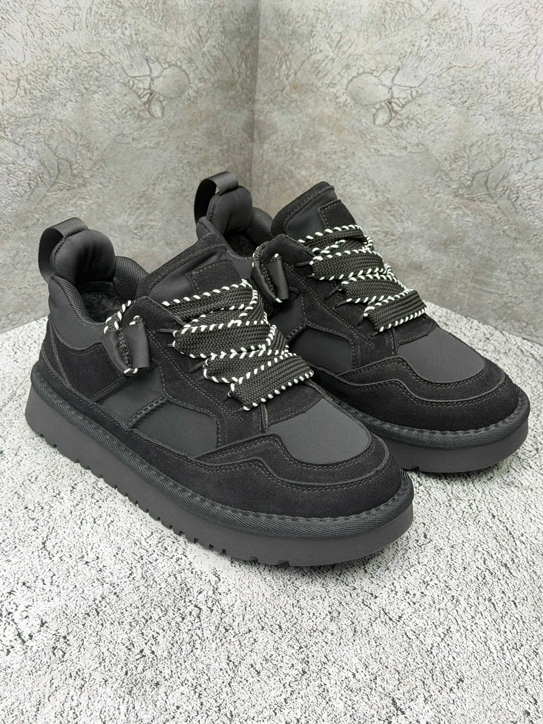 ,кеды зимние ugg lowmel trainer premiumshoes цвет черный,ugg lowmel sneaker кроссовки женские зимние,женская ,кроссовки натуральные