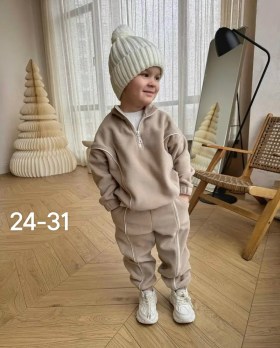 Костюм