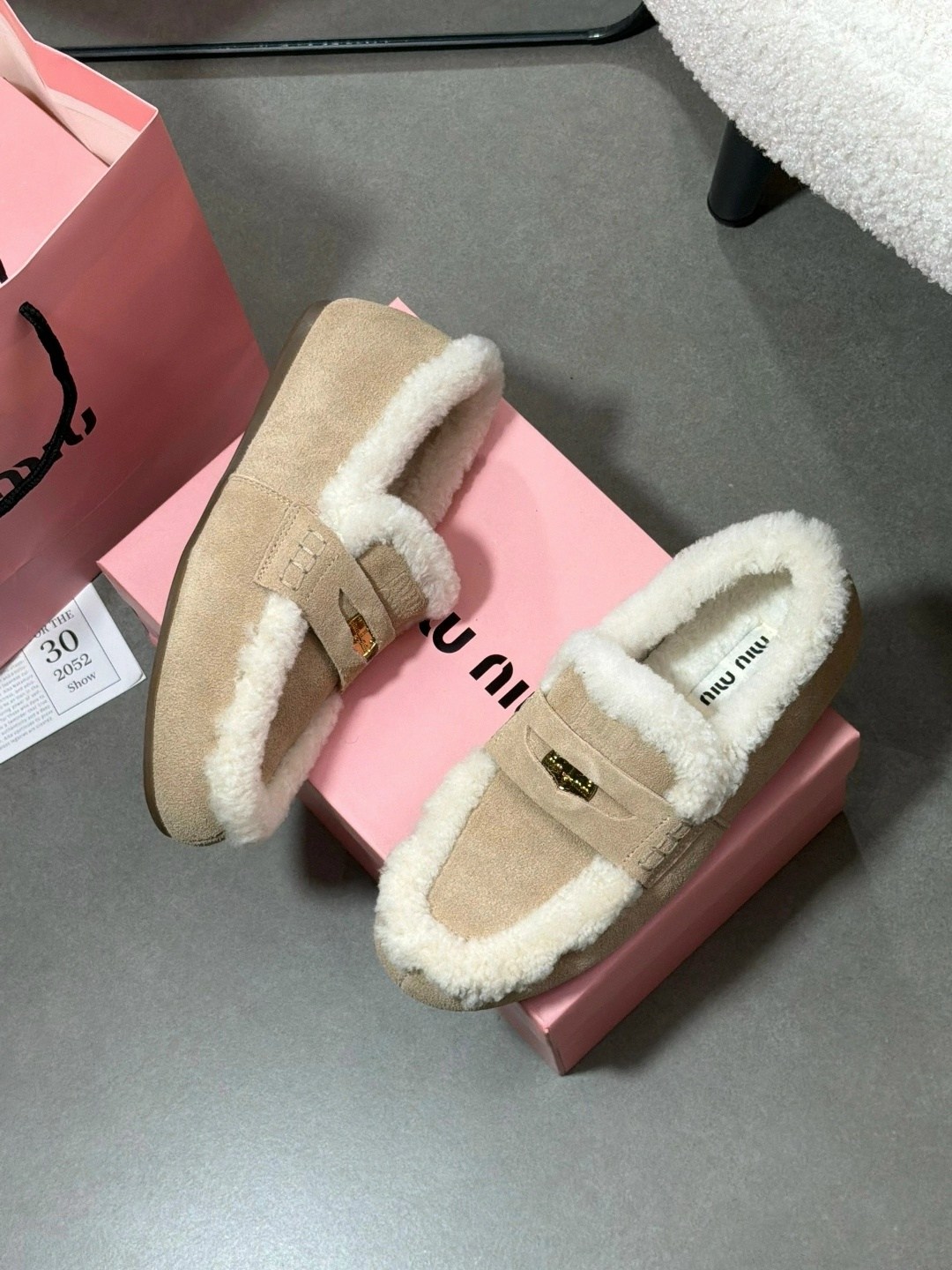 лоферы с мехам,,лоферы женские,лоферы женские зимние,лоферы miu miu