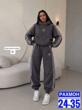 Костюм