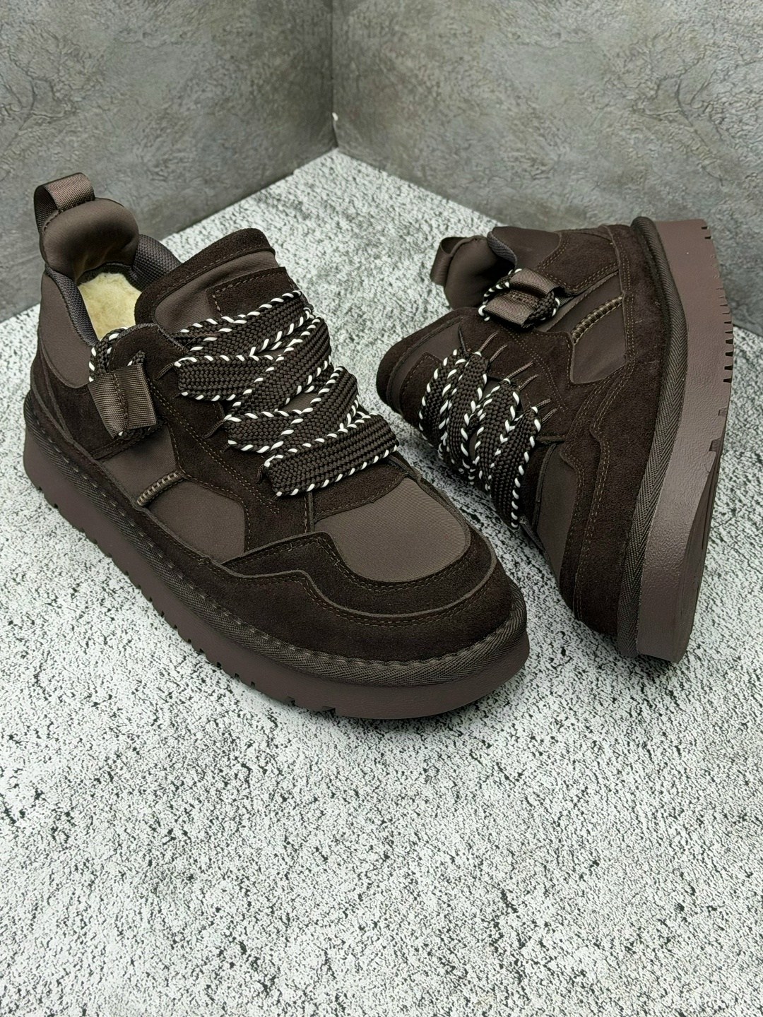 ,кеды зимние ugg lowmel trainer premiumshoes цвет черный,ugg lowmel sneaker кроссовки женские зимние,женская ,кроссовки натуральные