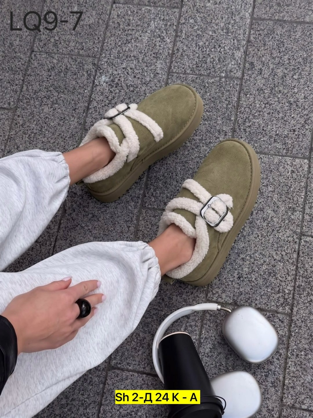 угги мини зимние на толстой подошве elook shoes 287205015,,угги женские,угги зимние полуботинки классические jialu,зимняя женская