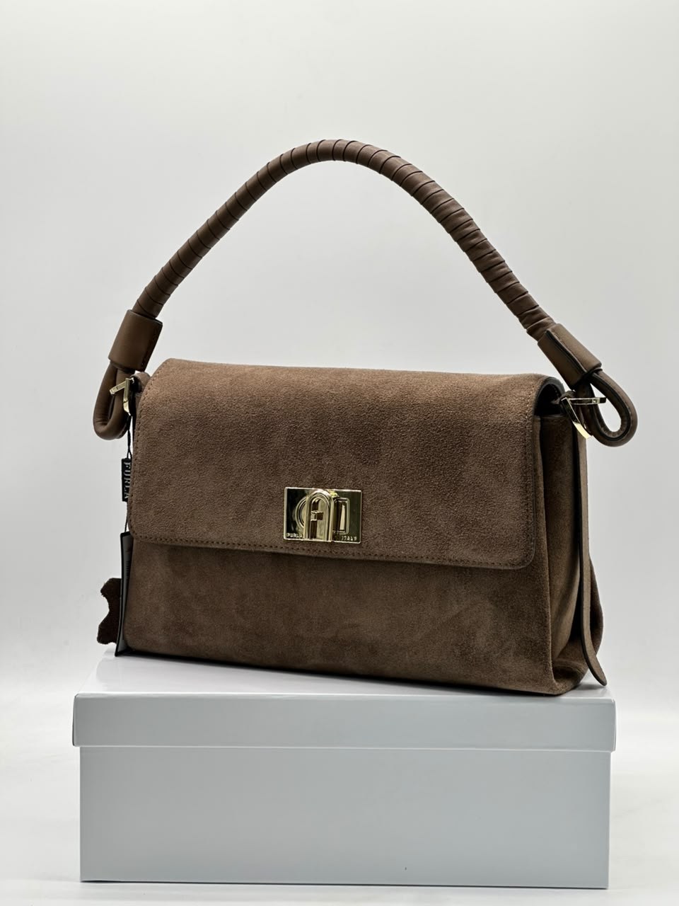 замшевая сумка,сумка фенди коричневая,сумка fendi baguette коричневая замшевая,сумка из натуральной замши,женская сумка