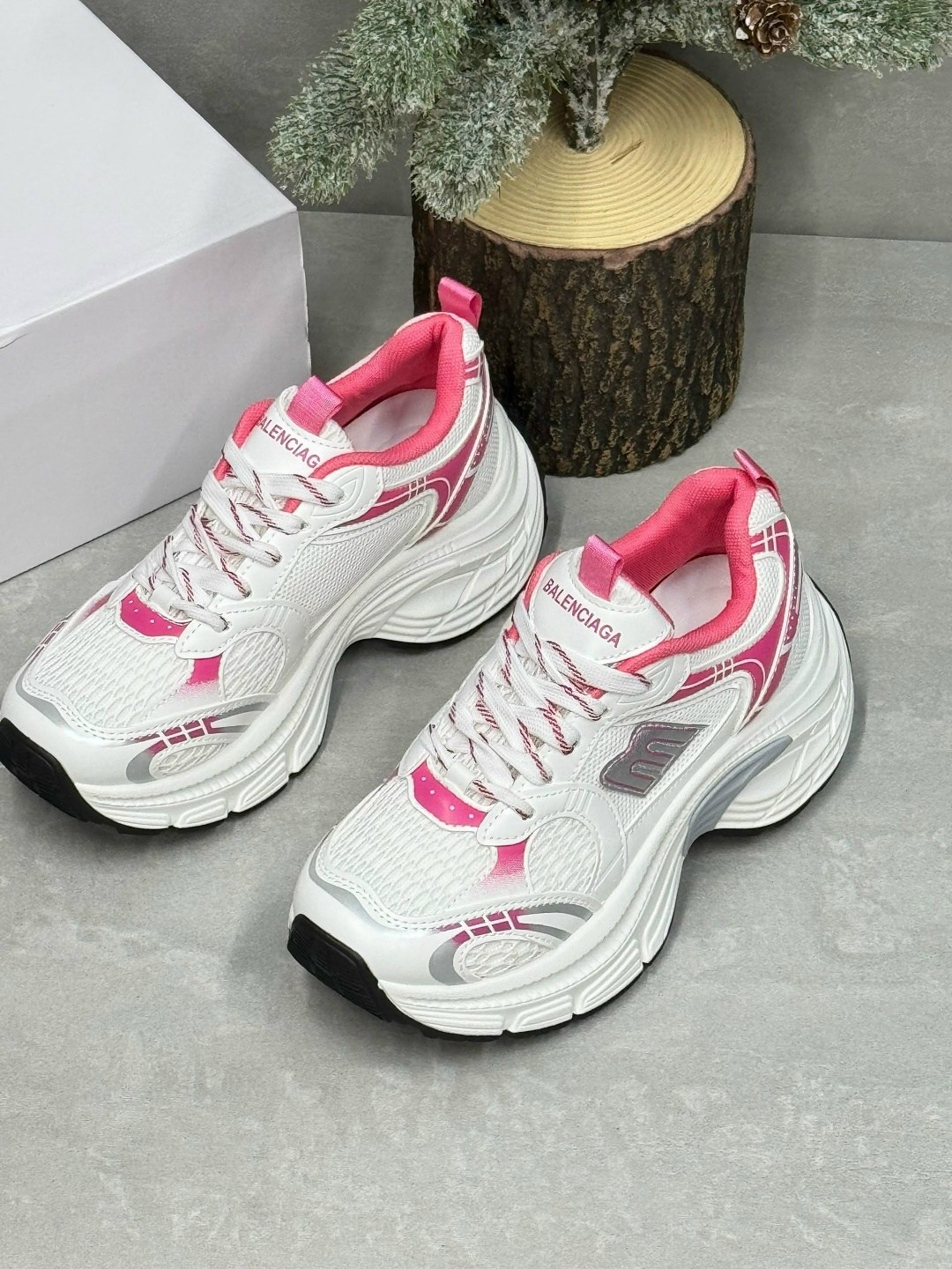 кроссовки женские balenciaga,кроссовки баленсиага женские,кроссовки женскиe,кроссовки balenciaga,кроссовки женские balenciaga premium