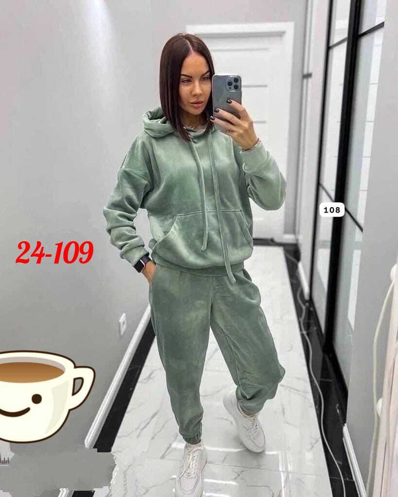 костюм спортивный велюровый,спортивный костюм женский модный велюровый,костюм спортивный велюровый женский,костюм спортивный женский,костюм спортивный