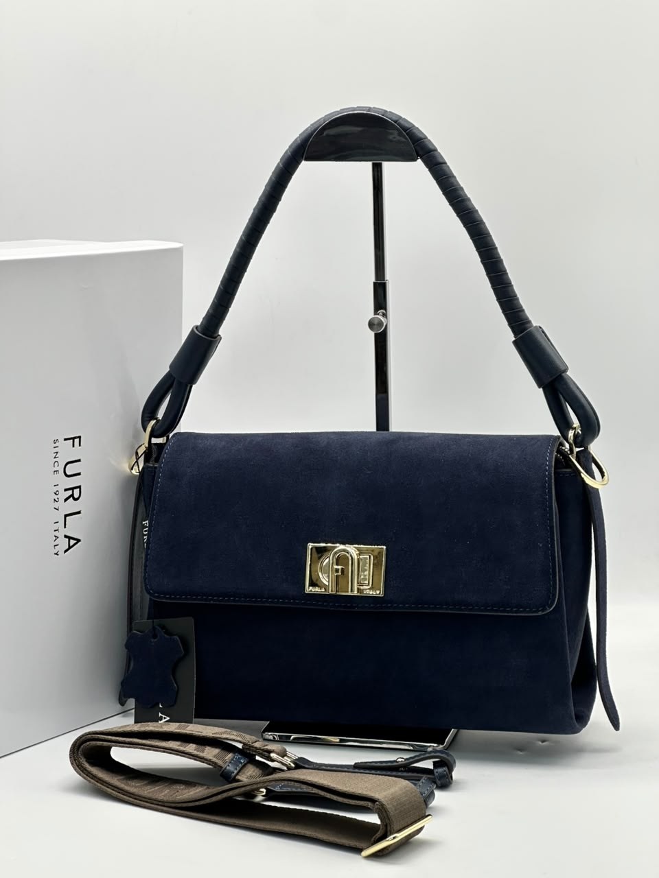 сумка,сумка furla,сумка женская furla,замшевая сумка,сумки женская