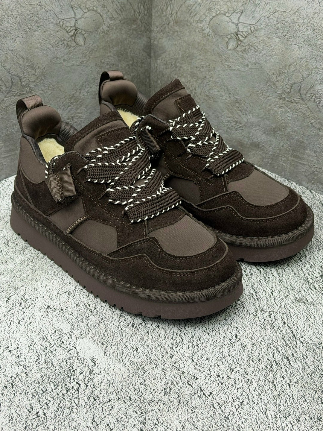 ,кеды зимние ugg lowmel trainer premiumshoes цвет черный,ugg lowmel sneaker кроссовки женские зимние,женская ,кроссовки натуральные