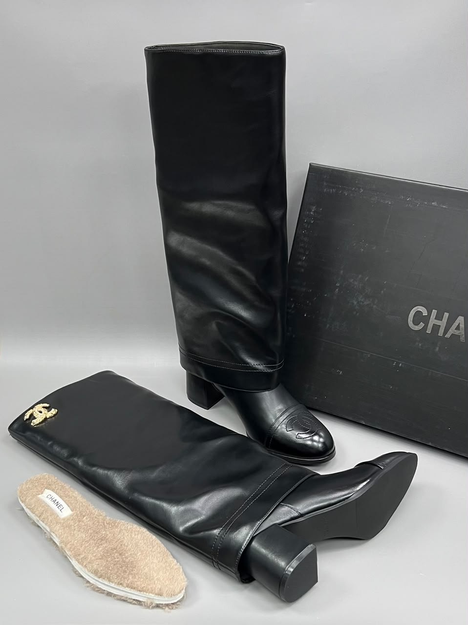 сапоги chanel,сапоги шанель,сапоги,модные длинные кожаные сапоги chanel для женщин,кожаные сапоги