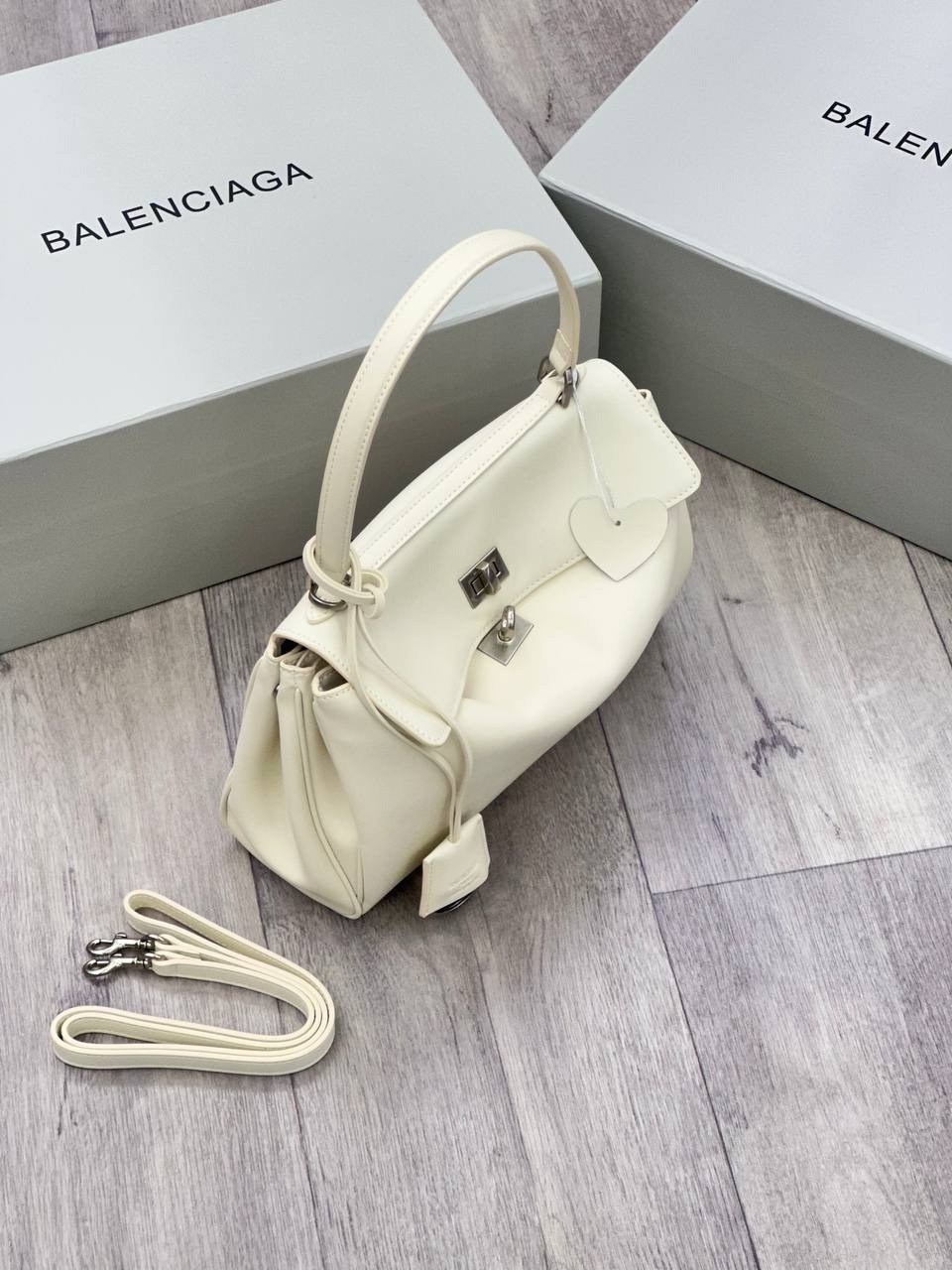 сумки женские брендовые,женская брендовая сумка,сумки balenciaga,сумка женская balenciaga,баленсиага сумка женская