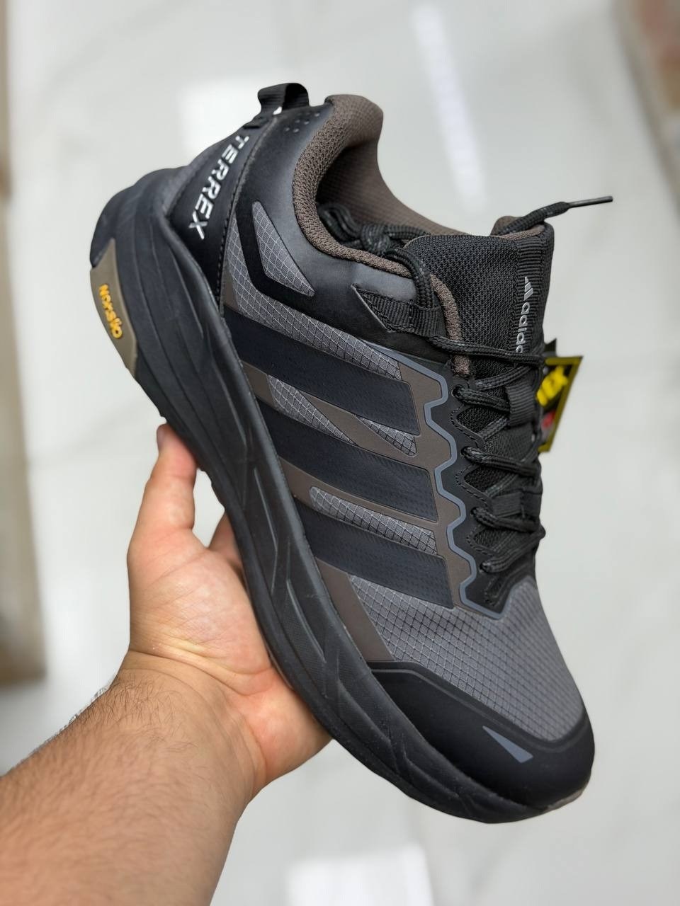 adidas terrex кроссовки мужские зимние,кроссовки adidas climaproof,кроссовки adidas,кроссовки кожаные адидас зимние,кроссовки adidas terrex climaproof черные