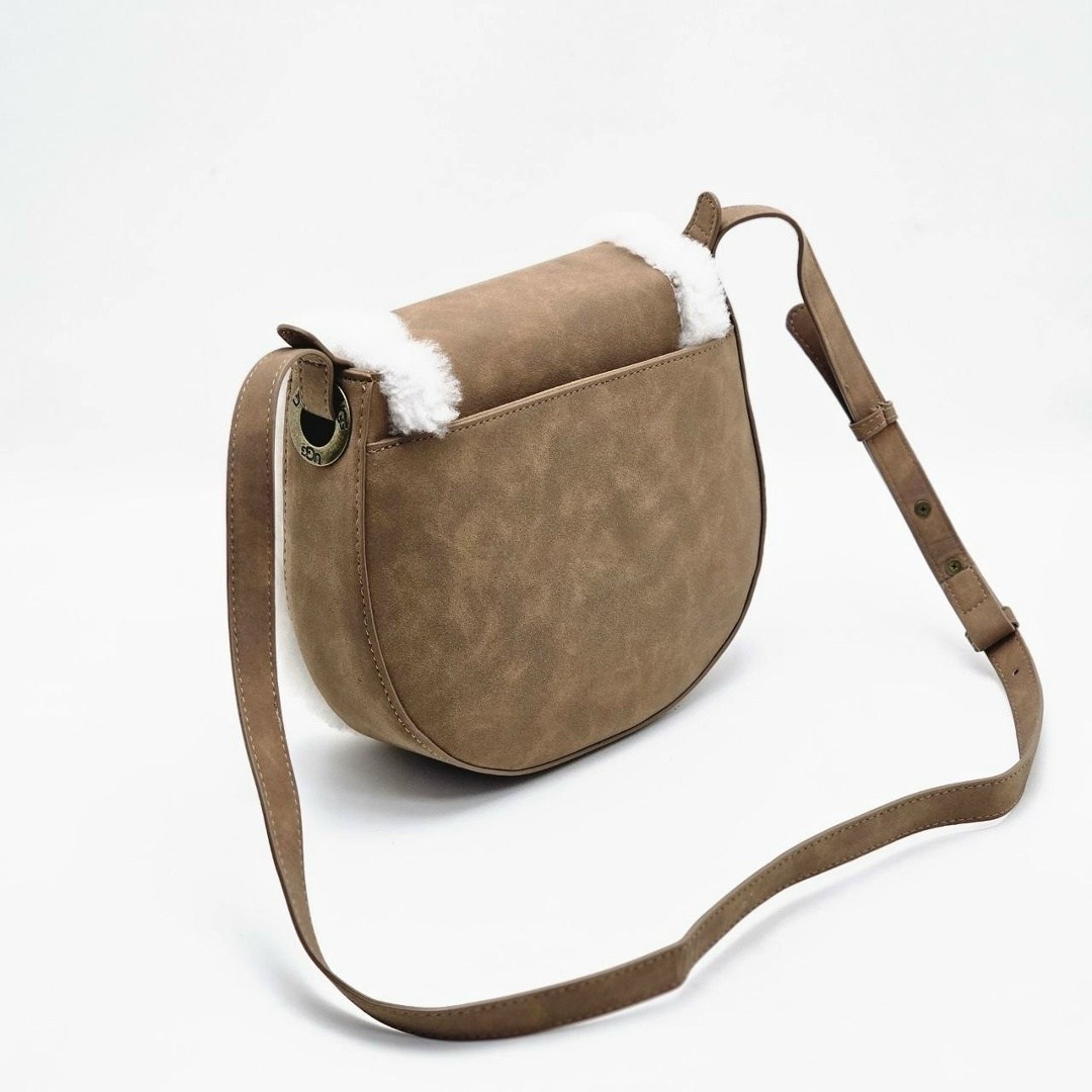 сумка с мехом ugg,сумка из натуральной замши меховые от ugg,сумка меховая ugg,ugg сумка,сумка женская ugg с мехом