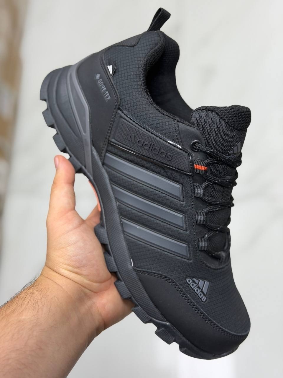 adidas terrex кроссовки мужские зимние,кроссовки adidas climaproof,кроссовки adidas,кроссовки кожаные адидас зимние,кроссовки adidas terrex climaproof черные