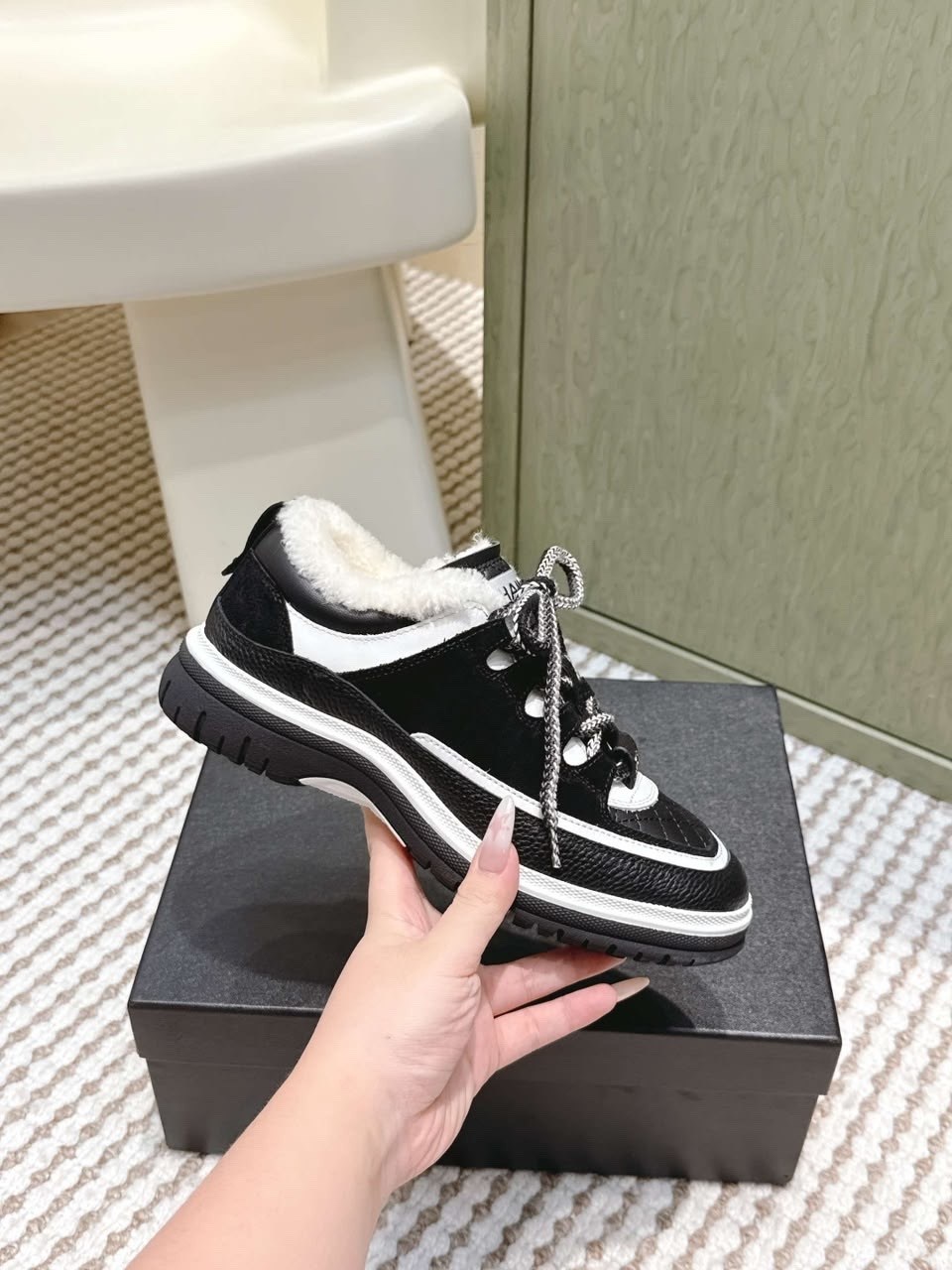 ,спортивная ,chanel кроссовки, женская зимняя,женская