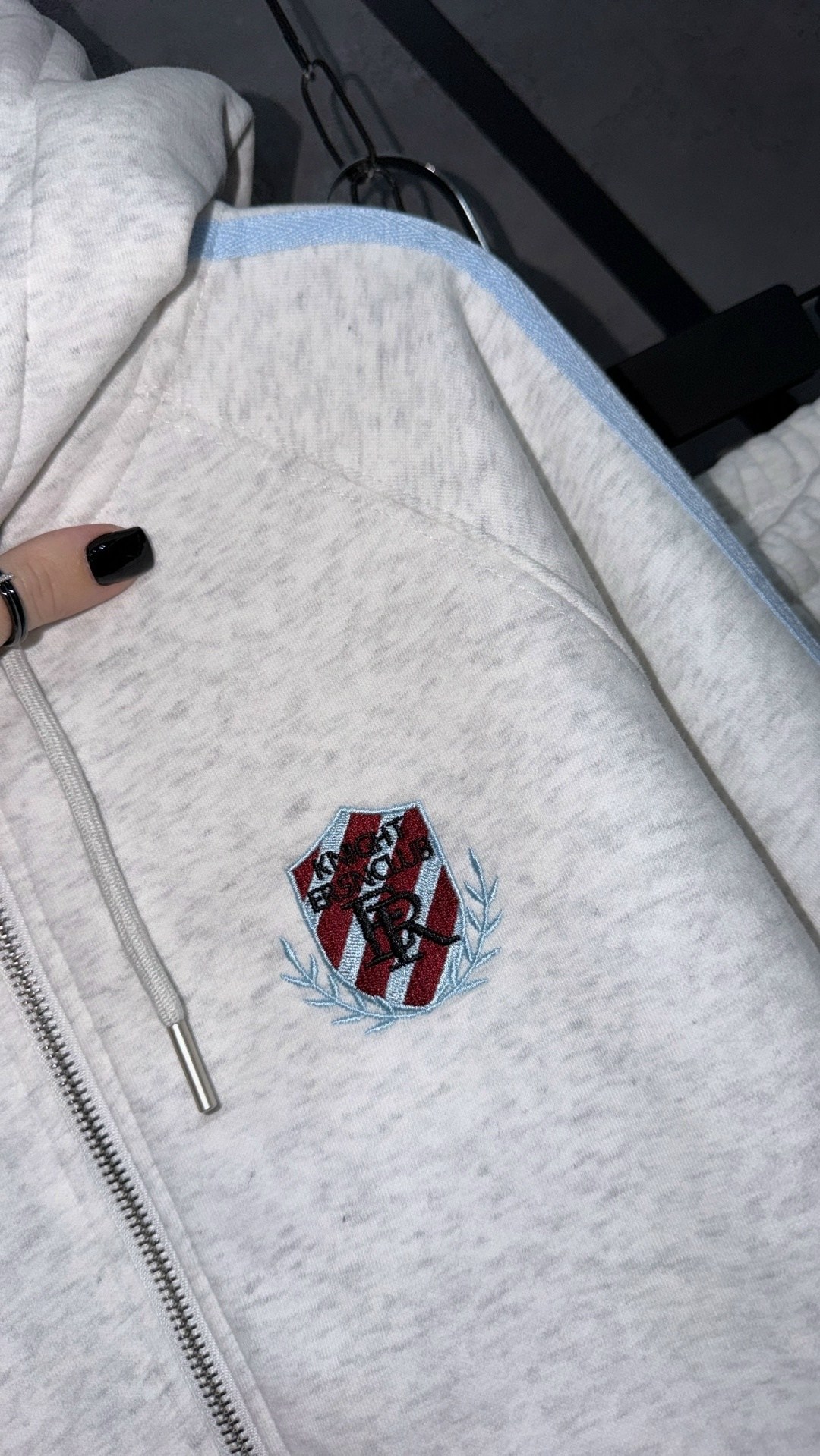 костюм спортивный moncler,женский спортивный костюм,спортивный костюм,костюм женский,спорт костюм монклер