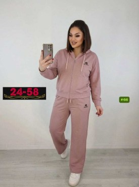 Костюм