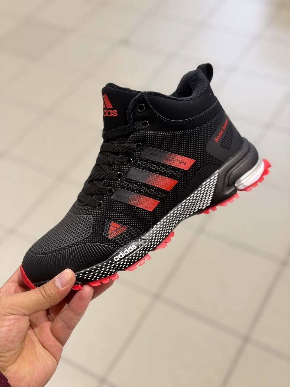зимние кроссовки мужские адидас,кроссовки зимние мужские adidas,кроссовки adidas,кроссовки,кроссовки зимние адидас