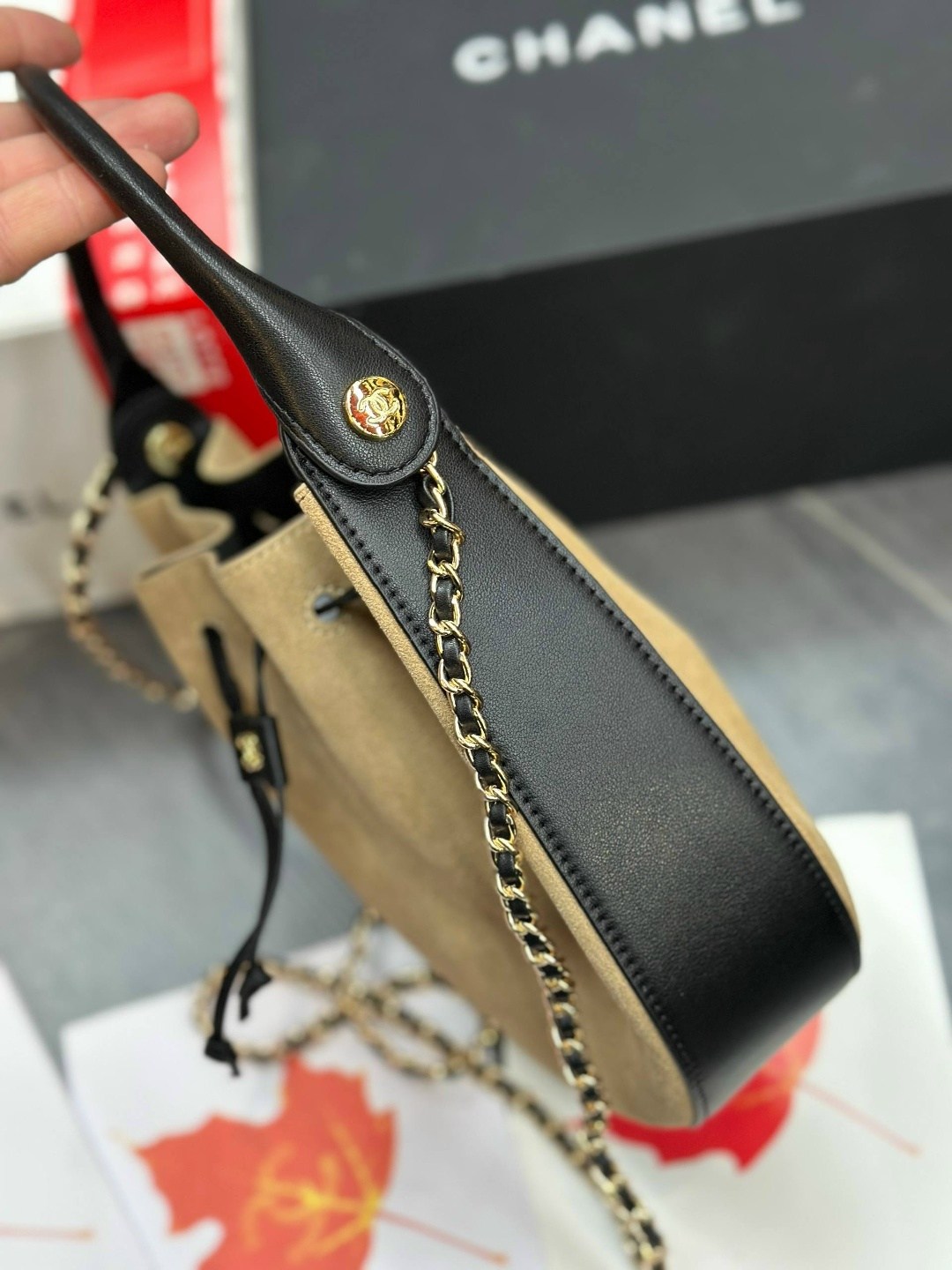 сумка chanel,сумка женская замшевая chanel шанель премиум,женская замшевая сумка chanel shopping bag бежевая с черным,сумка,замшевая сумка