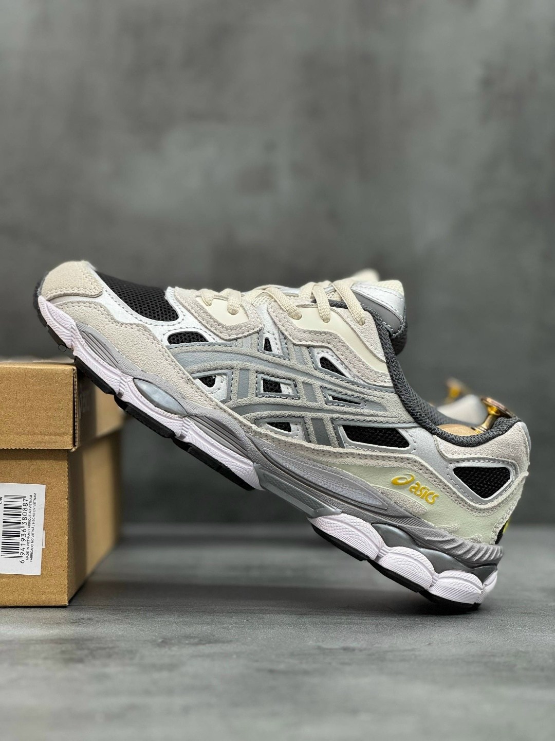 кроссовки asics gel-nyc,мужские кроссовки asics gel nyc grey,кроссовки мужские летние дышащие asics gel nyc,кроссовки мужские беговые asics gel nyc,кроссовки мужские беговые asics gel nyc серые