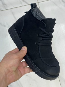 Ботинки
