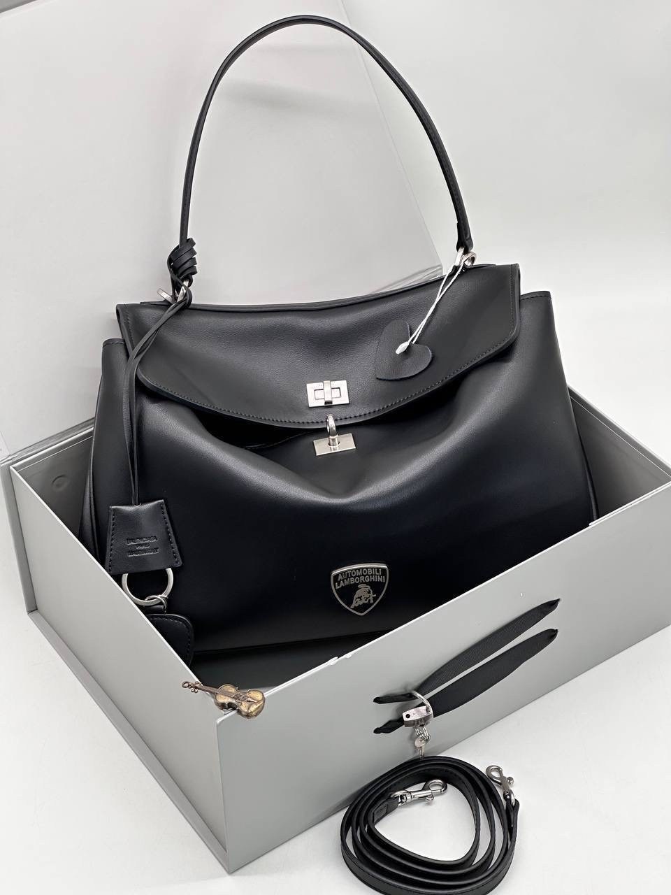 balenciaga сумка женская,сумка balenciaga,сумка balenciaga rodeo,сумка,женская сумка balenciaga lamborghini