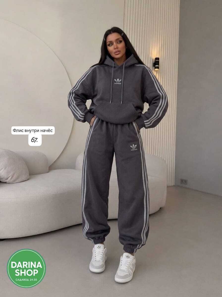 женский спортивный костюм adidas,спортивный женский костюм на флисе,женские костюмы на флисе,костюм спортивный женский,костюм спортивный женские спортивные костюмы