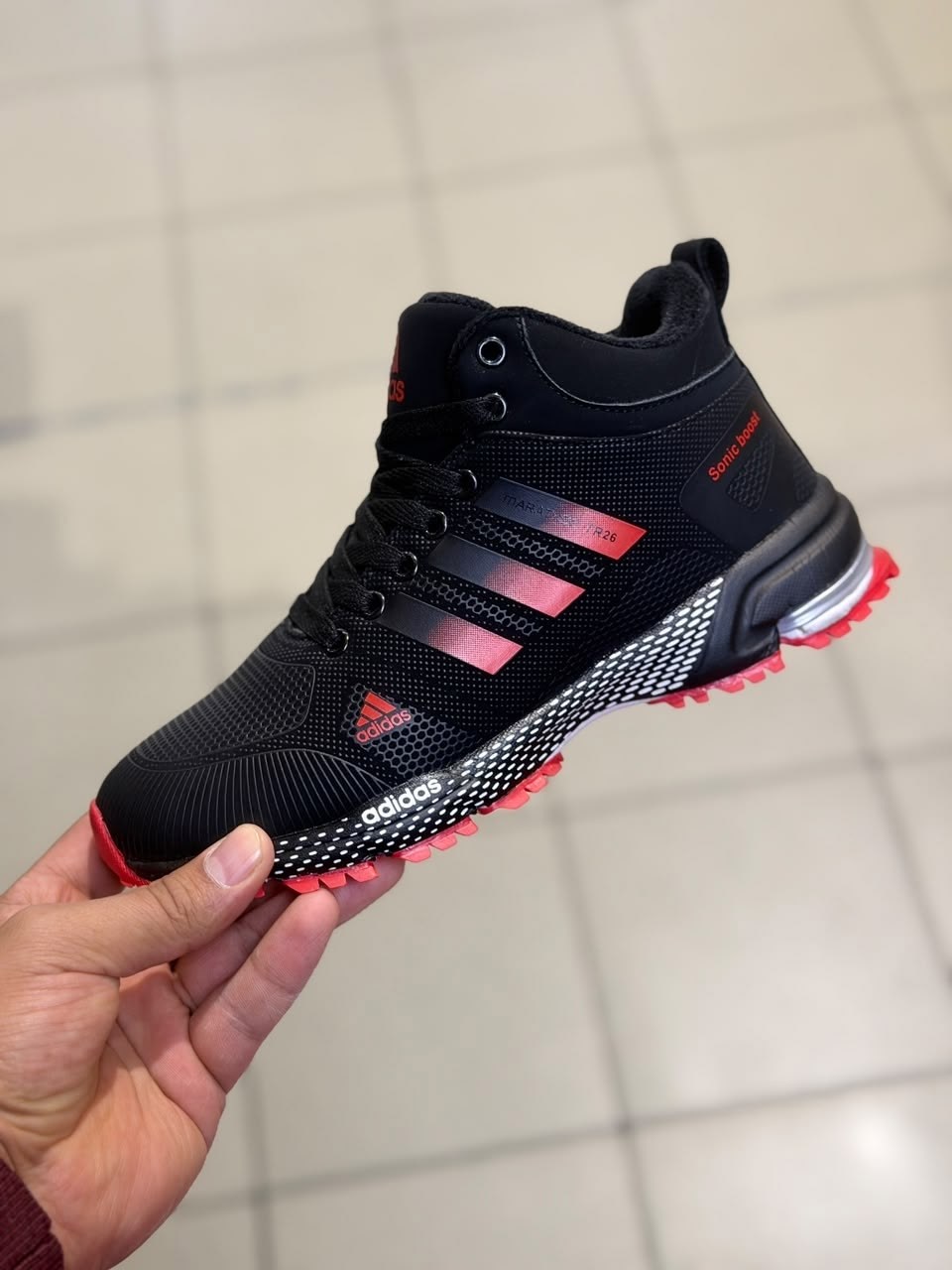 barzu кроссовки зимние адидас marathon tr 20,кроссовки мужские зимние adidas,зимние кроссовки мужские адидас,зимние кроссовки adidas,кроссовки мужские зимние