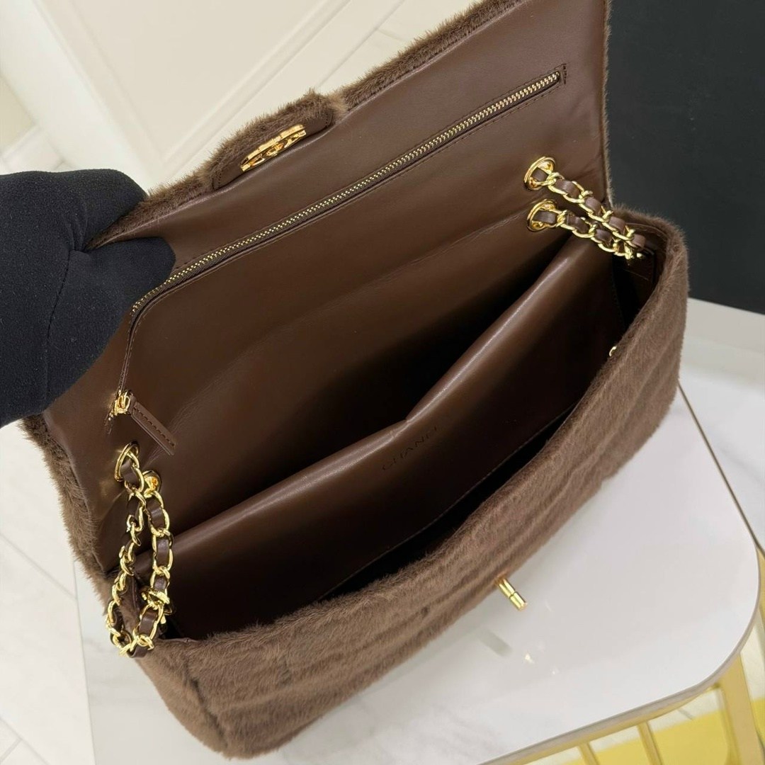 сумка chanel,сумка женская chanel,сумки шанель,chanel classic flap bag,chanel bag