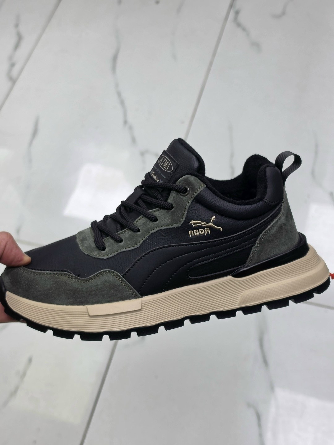 ,кроссовки мужские adidas,мужской кроссовки,кроссовки adidas,спортивная