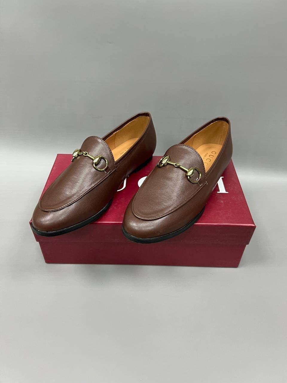 кожаные лоферы gucci jordaan horsebit коричневые,мужские лоферы gucci 2026-2026 черные кожаные,,лоферы gucci,кожаные лоферы gucci