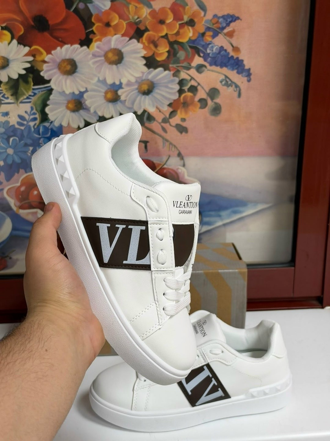 valentino кроссовки,,кеды valentino,валентино ,valentino garavani кроссовки