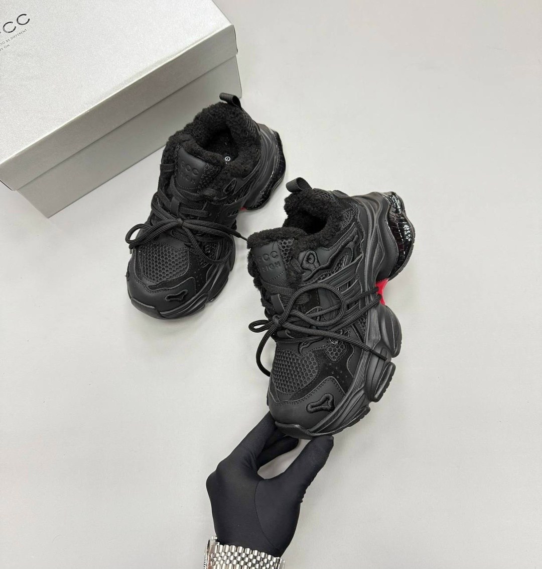 женские кроссовки,кроссовки женские balenciaga,массивные кроссовки женские,массивные кроссовки,кроссовки