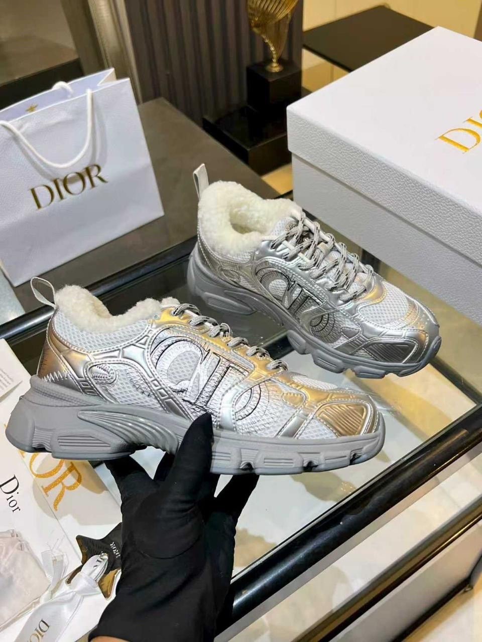 кроссовки dior,диор кроссовки,женские кроссовки,кроссовки christian dior,кроссовки женские зимние
