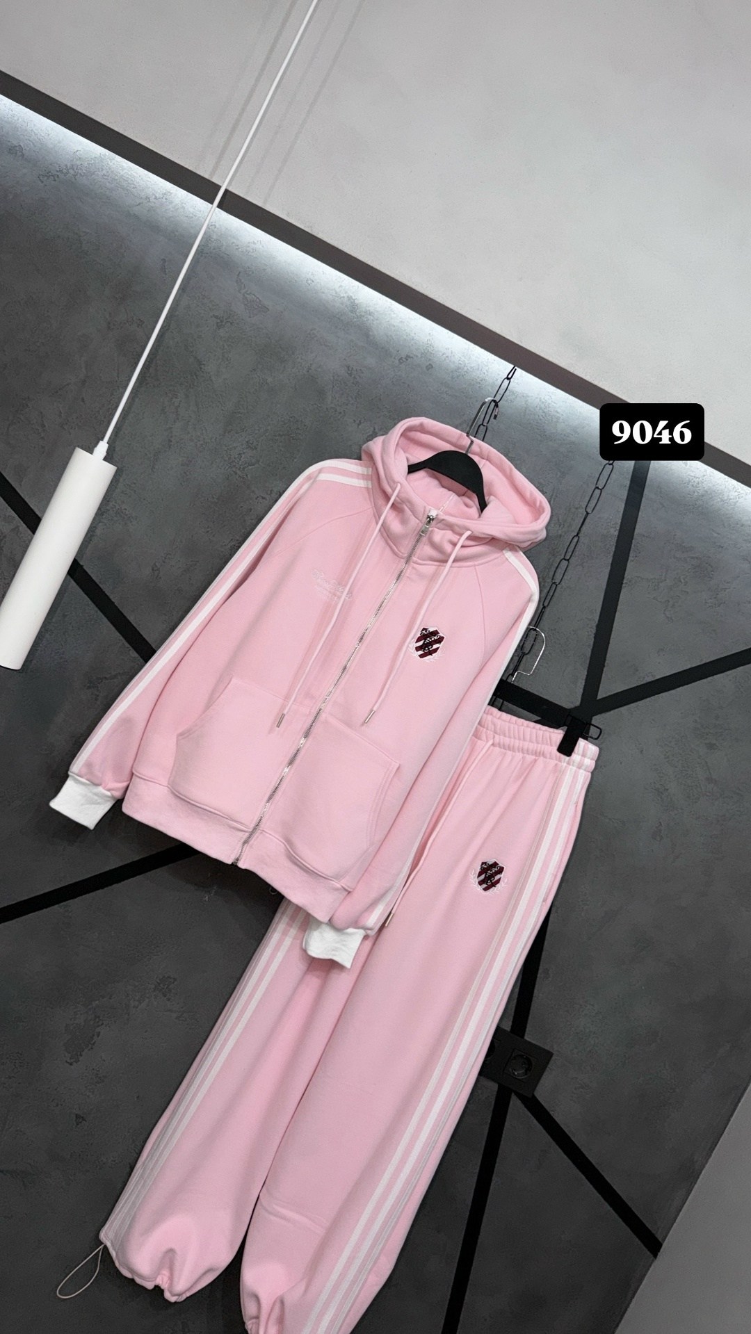 костюм спортивный moncler,женский спортивный костюм,спортивный костюм,костюм женский,спорт костюм монклер