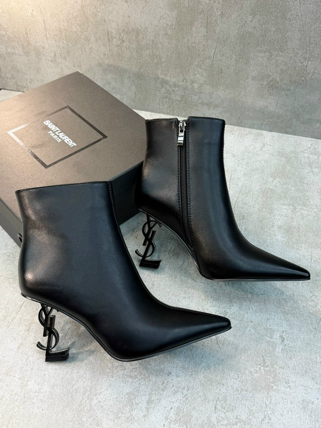 ,ботильоны saint laurent,женские ботильоны,ботильоны balenciaga,кожаные ботильоны saint laurent