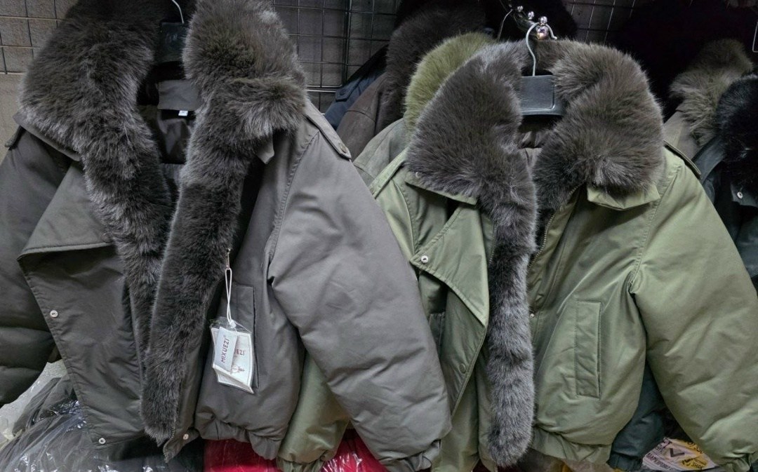 moncler womens real fur parka,меховая парка,парка с мехом,парки с чернобуркой,парка с чернобуркой