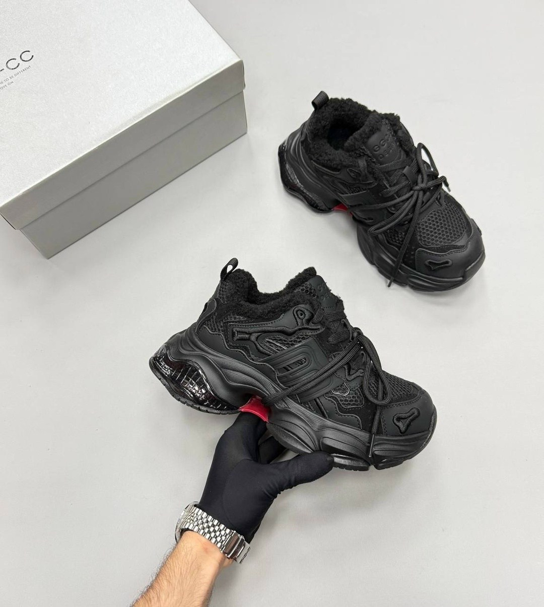 женские кроссовки,кроссовки женские balenciaga,массивные кроссовки женские,массивные кроссовки,кроссовки