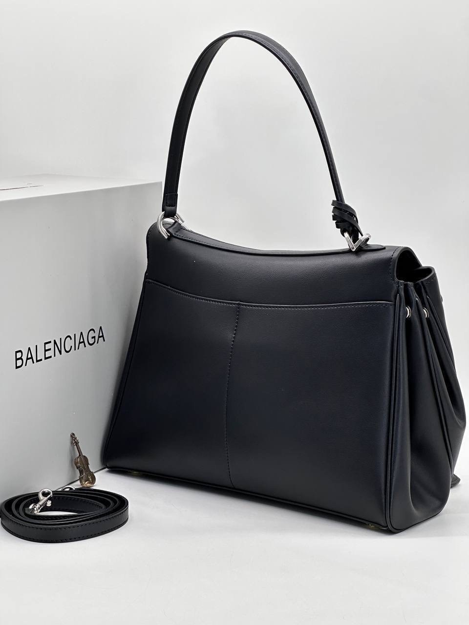 balenciaga сумка женская,сумка balenciaga,сумка balenciaga rodeo,сумка,женская сумка balenciaga lamborghini