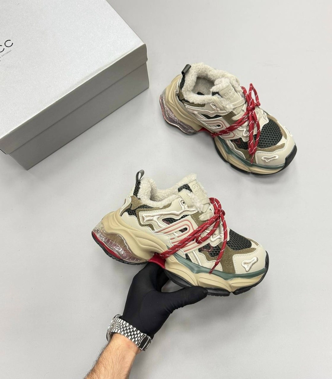 женские кроссовки,кроссовки женские balenciaga,массивные кроссовки женские,массивные кроссовки,кроссовки